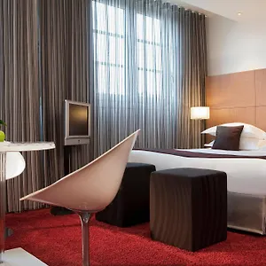 https://villathena.fr-paris.fr